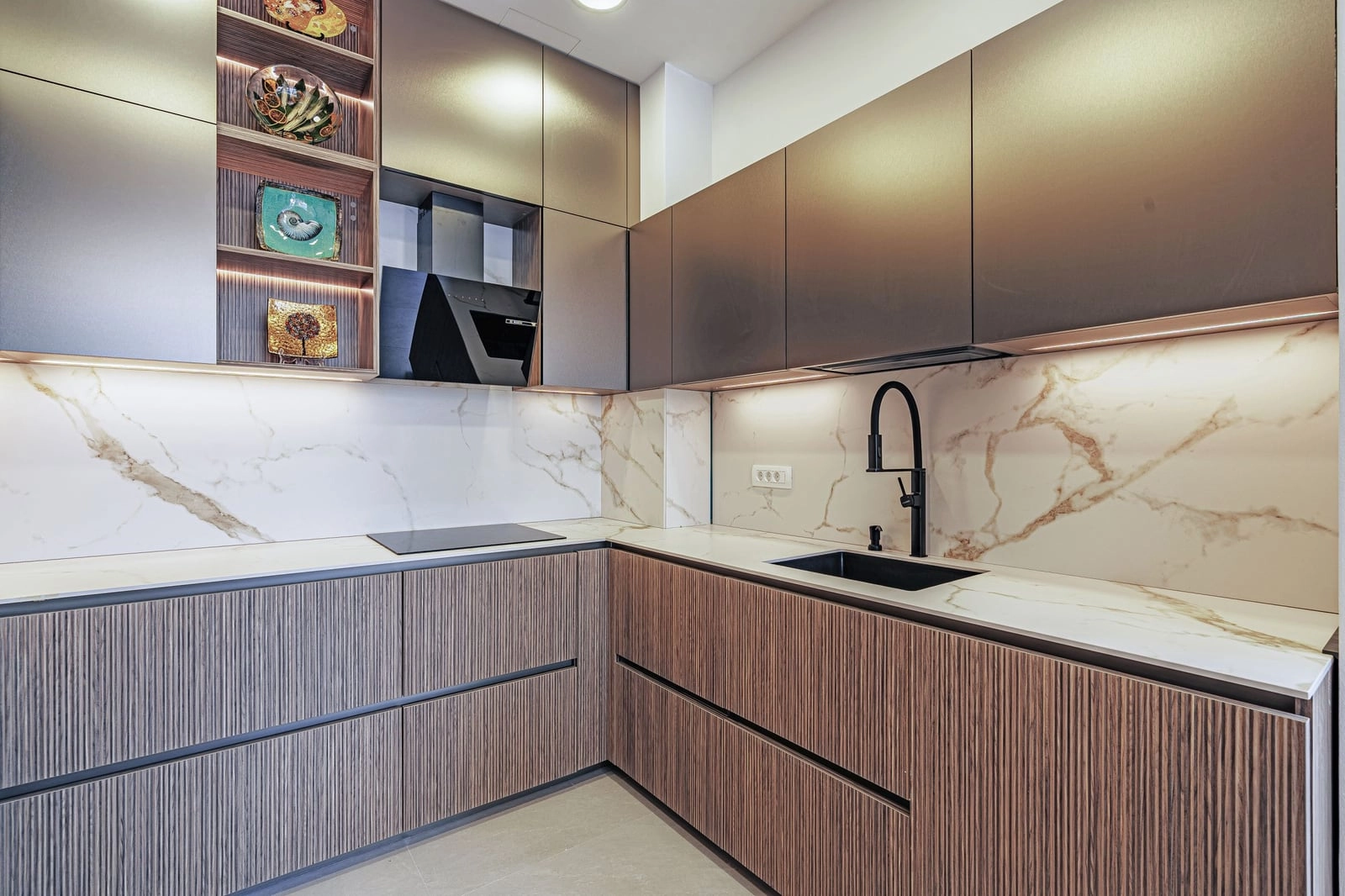 Vila-sa-infinity-bazenom-u-Dobroti-Kotor-4 Kuća 413 m² – Dobrota, Kotor — fotografija 5