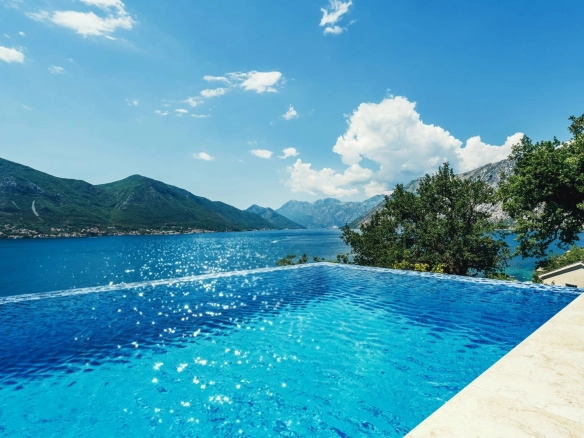 Kuća 413 m² – Dobrota, Kotor — fotografija 11