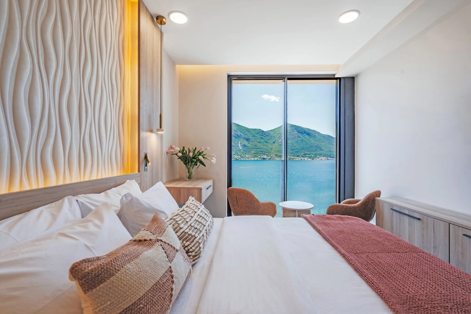 Vila-sa-infinity-bazenom-u-Dobroti-Kotor-14 Kuća 413 m² – Dobrota, Kotor — fotografija 15