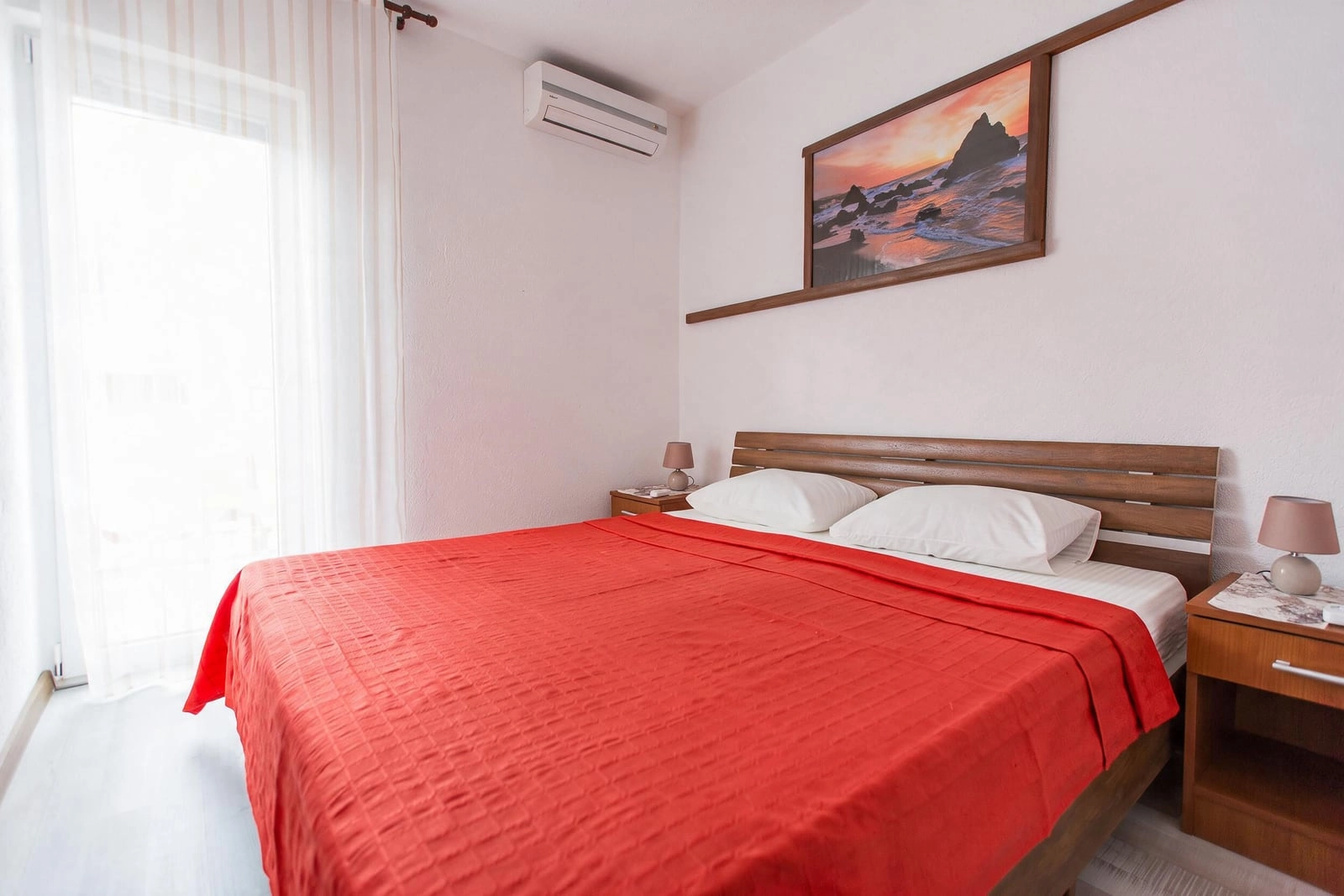Dvosoban-stan-sa-terasom-u-Budvi-15 Dvosoban stan 60 m² – Budva — fotografija 16