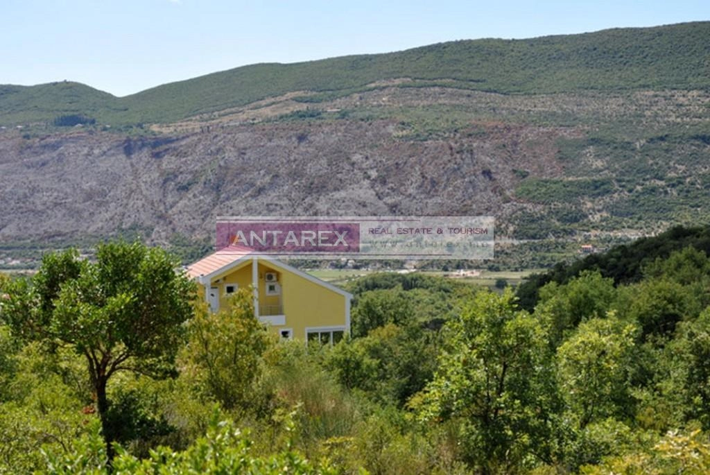 Kuca-sa-sest-apartmana-i-bazenom-Herceg-Novi-13 Kuća 350 m² – Herceg Novi — fotografija 14