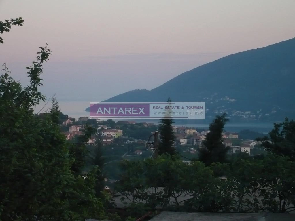 Kuca-sa-sest-apartmana-i-bazenom-Herceg-Novi-15 Kuća 350 m² – Herceg Novi — fotografija 16