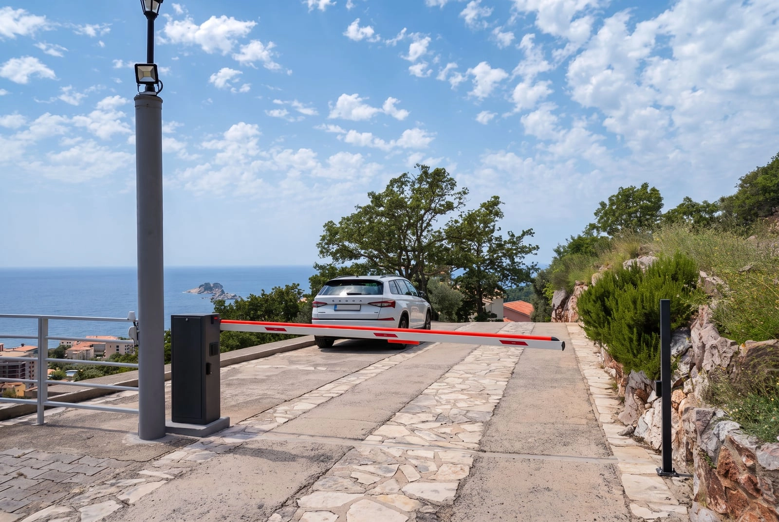 Trosoban-stan-s-terasom-u-Petrovcu-Budva-16 Trosoban stan – Petrovac, Budva — fotografija 17