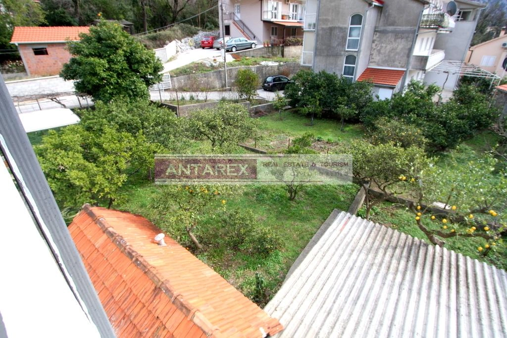 Kuca-sa-terasama-u-Orahovcu-Kotor-2 Kuća 296 m² – Orahovac, Kotor — fotografija 3