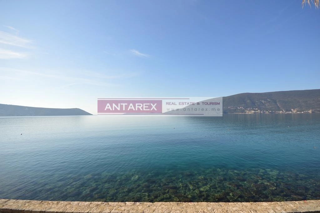 Kamena-vila-u-Savini-Herceg-Novi-1 Kuća 200 m² – Savina, Herceg Novi — fotografija 2
