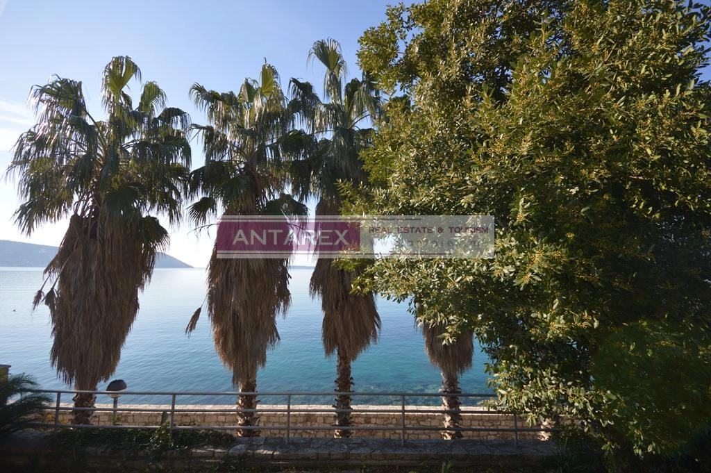 Kamena-vila-u-Savini-Herceg-Novi-2 Kuća 200 m² – Savina, Herceg Novi — fotografija 3