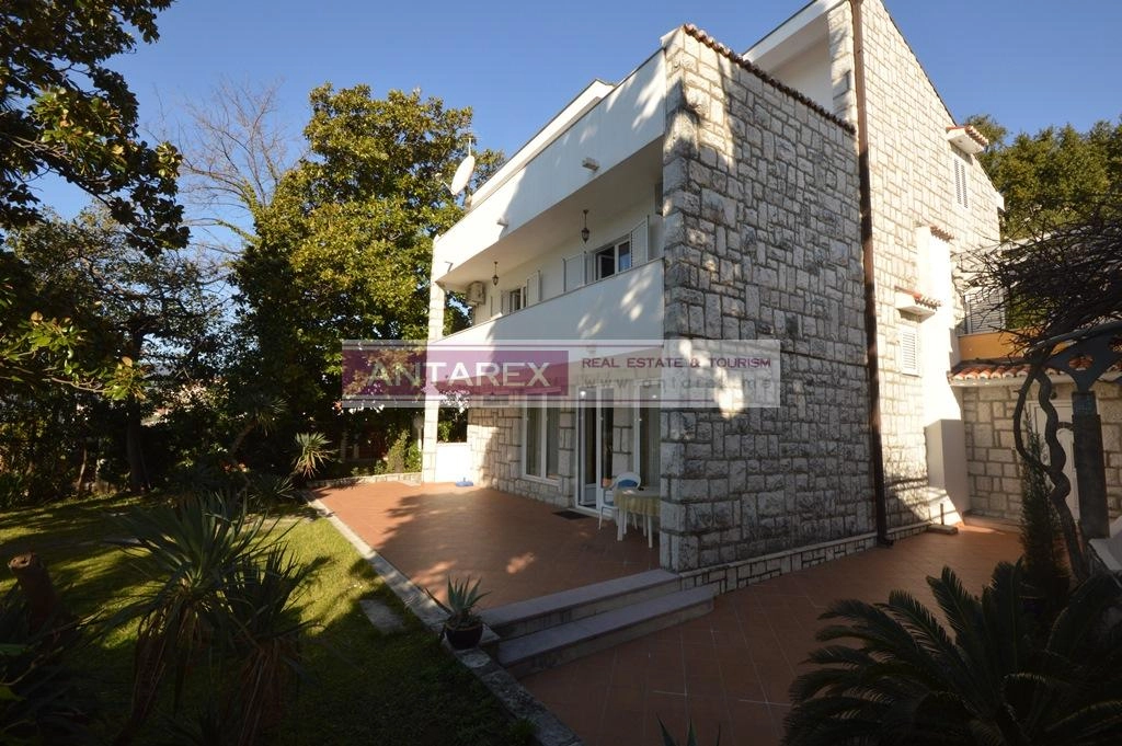 Kamena-vila-u-Savini-Herceg-Novi-5 Kuća 200 m² – Savina, Herceg Novi — fotografija 6