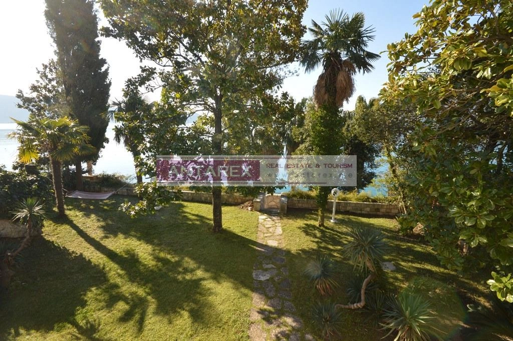 Kamena-vila-u-Savini-Herceg-Novi-7 Kuća 200 m² – Savina, Herceg Novi — fotografija 8