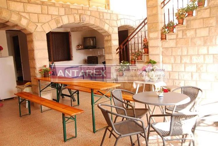 Kuca-sa-apartmanima-uz-rijeku-Sutorinu-Igalo-Herceg-Novi-2 Kuća 228 m² – Igalo, Herceg Novi — fotografija 3