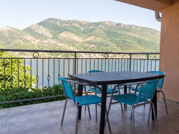 Kuća 198 m² – Tivat — fotografija 13