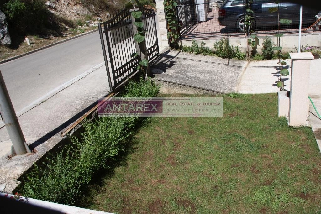 Kuca-sa-tri-sprata-u-Igalu-Herceg-Novi-17 Kuća 232 m² – Igalo, Herceg Novi — fotografija 18