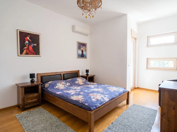 Trosoban stan 98 m² – Bečići, Budva — fotografija 13