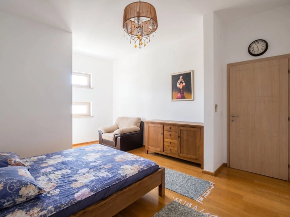 Trosoban stan 98 m² – Bečići, Budva — fotografija 14
