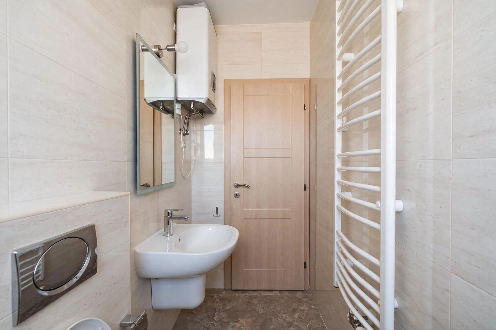 Trosoban-stan-sa-pogledom-na-more-u-Becicima-Budva-17 Trosoban stan 98 m² – Bečići, Budva — fotografija 18