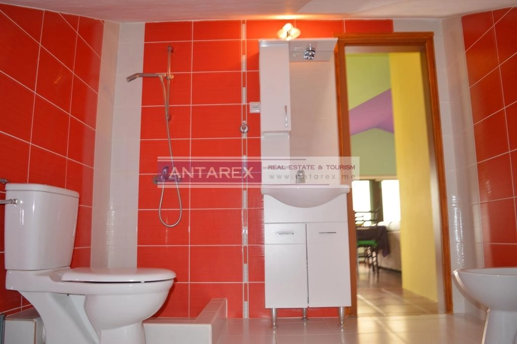 Kuca-na-prvoj-liniji-do-mora-u-Bijeloj-Herceg-Novi-12 Kuća 154 m² – Bijela, Herceg Novi — fotografija 13
