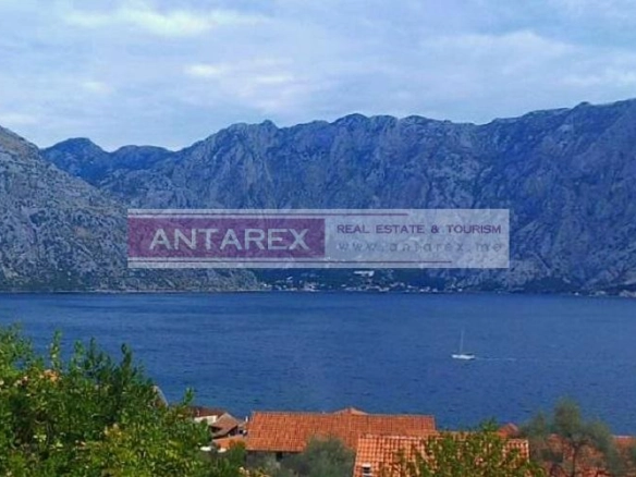 Dvosoban stan u Prčanju