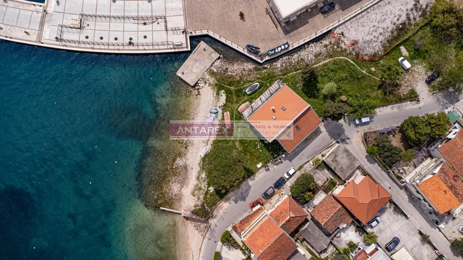 Kuca-na-prvoj-liniji-sa-privatnom-plazom-DJenovici-Herceg-Novi-2 Kuća 320 m² – Đenovići, Herceg Novi — fotografija 3