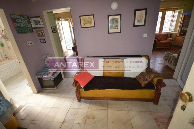 Kamena-kuca-na-obali-u-centru-Herceg-Novog-4 Kuća 142 m² – Herceg Novi — fotografija 5