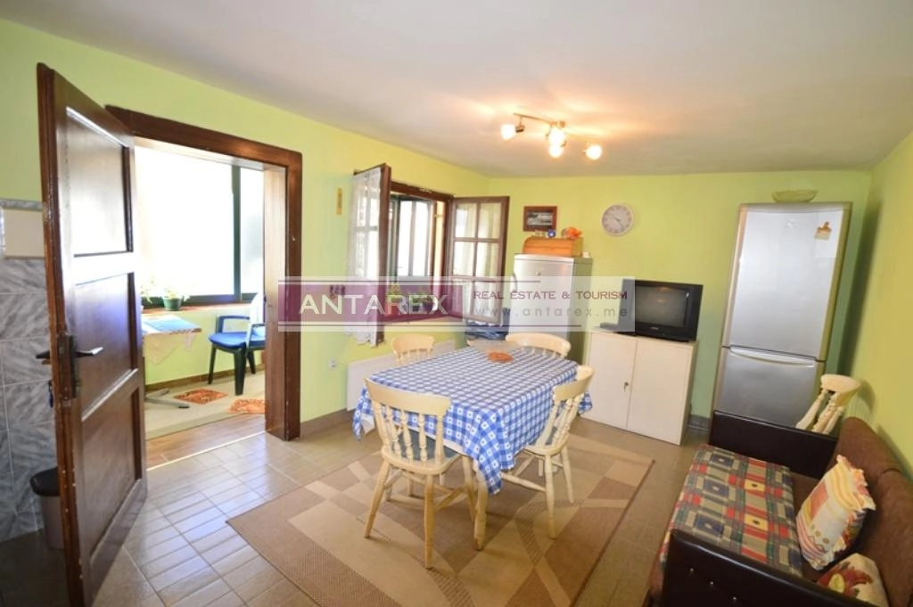 Kuca-u-starom-gradu-Herceg-Novi-4 Kuća 100 m² – Herceg Novi — fotografija 5
