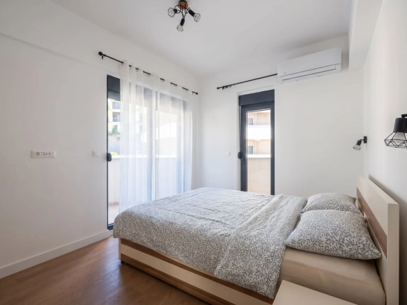 Izdavanje: Jednosoban stan 53 m² – Bečići, Budva — fotografija 6