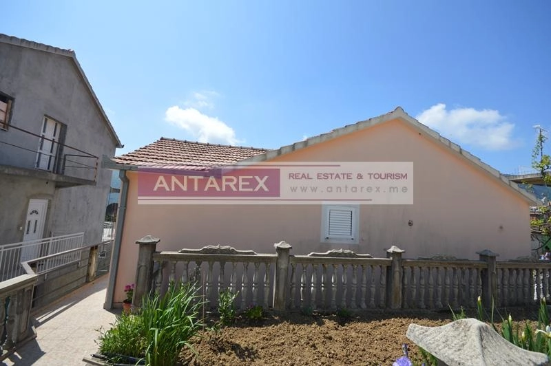 Nova-kuca-sa-terasama-u-Igalu-Herceg-Novi-7 Kuća 200 m² – Igalo, Herceg Novi — fotografija 8