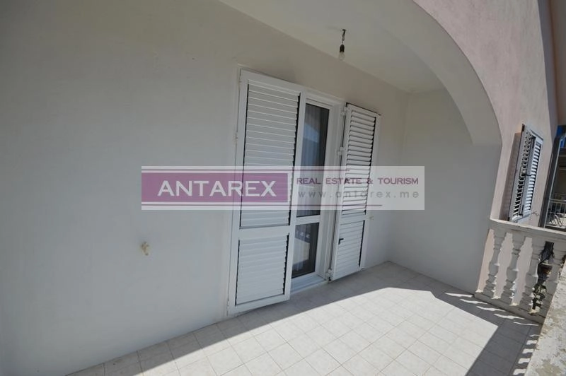 Nova-kuca-sa-terasama-u-Igalu-Herceg-Novi-13 Kuća 200 m² – Igalo, Herceg Novi — fotografija 14