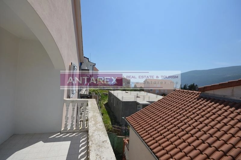 Nova-kuca-sa-terasama-u-Igalu-Herceg-Novi-14 Kuća 200 m² – Igalo, Herceg Novi — fotografija 15