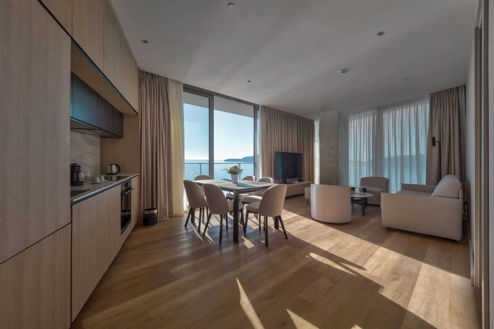 Apartmani-u-hotelu-sa-5-zvjezdica-Becici-Budva-1 Hotel – Bečići, Budva — fotografija 2