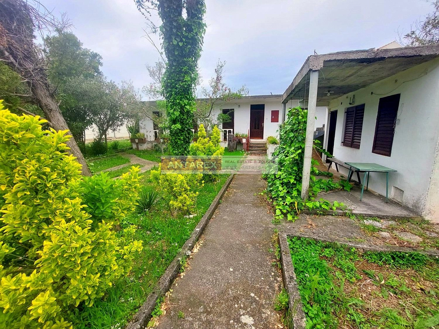 Kuca-sa-dvoristem-u-DJurasevicima-Tivat-6 Kuća 144 m² – Đuraševići, Tivat — fotografija 7