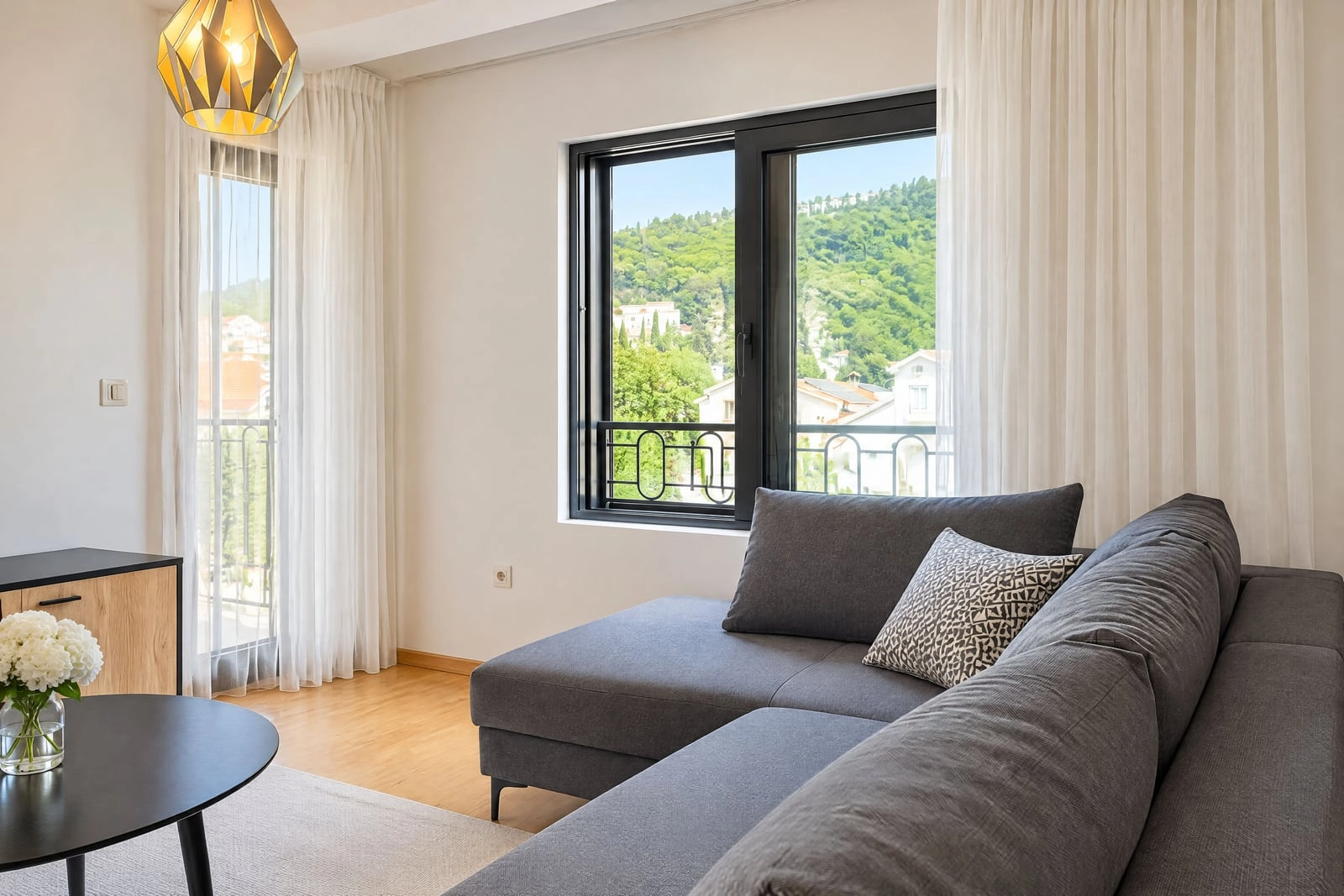 Jednosoban-stan-35-m²-u-Babiloniji-Budva-1 Jednosoban stan 35 m² – Babilonija, Budva — fotografija 2