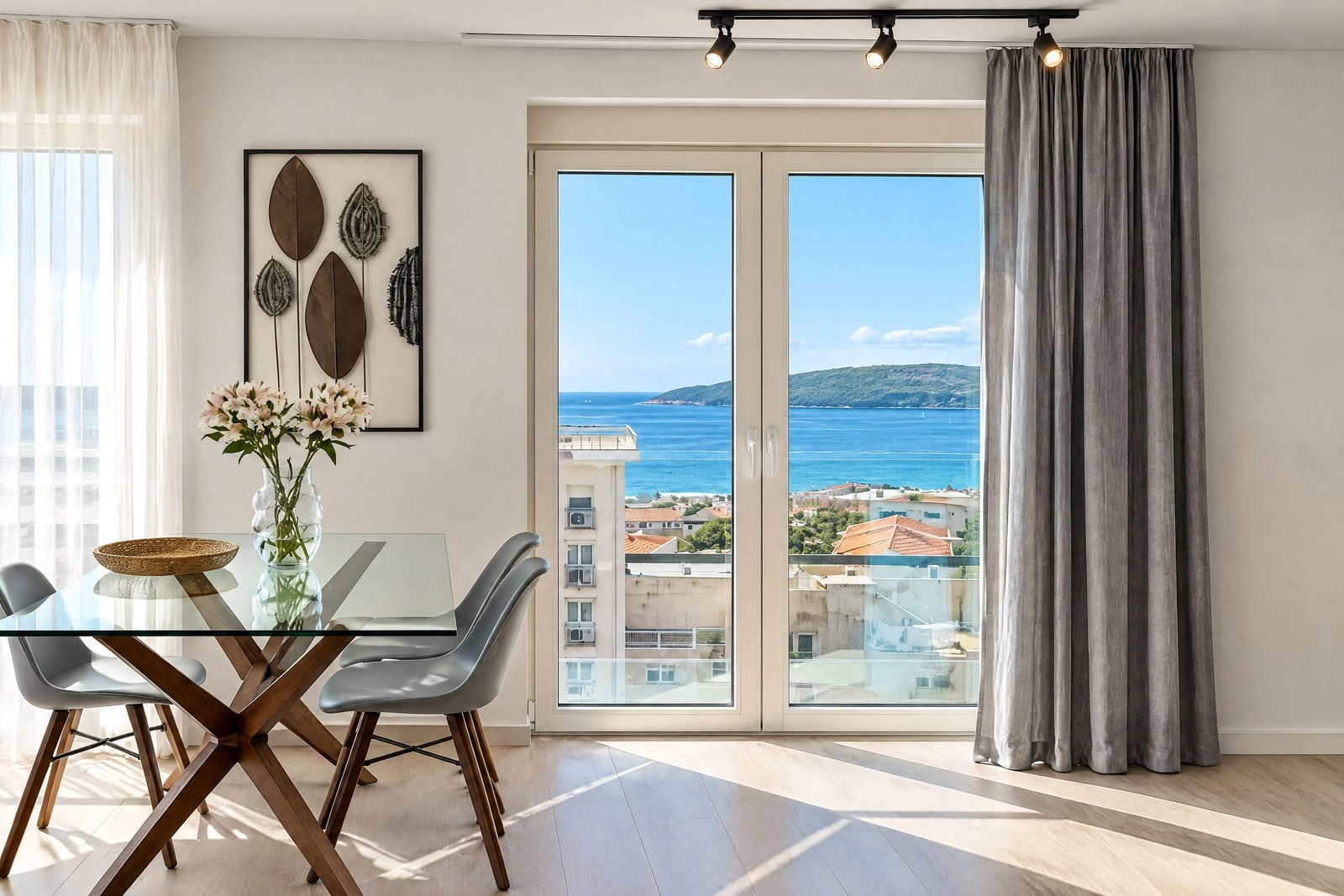 Dvosoban-stan-sa-terasom-i-pogledom-na-more-Becici-Budva-3 Dvosoban stan 74 m² – Bečići, Budva — fotografija 4