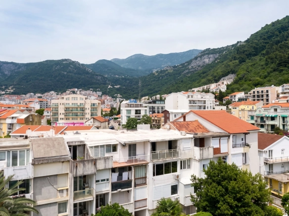 Dvosoban stan 78 m² – Budva — fotografija 13