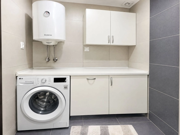 Trosoban stan 91 m² – Tivat — fotografija 15