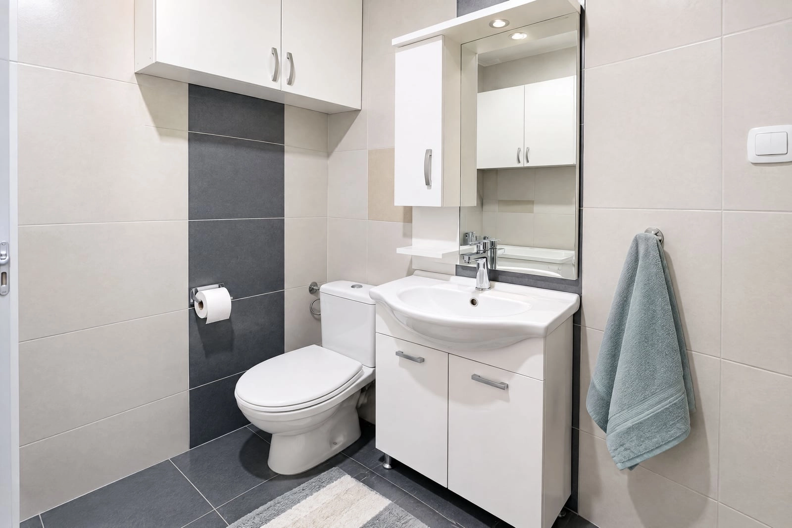 Trosoban-stan-sa-terasom-u-Tivtu-15 Trosoban stan 91 m² – Tivat — fotografija 16
