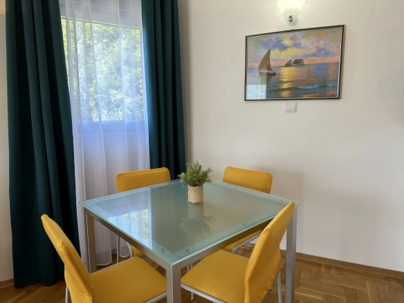 Izdavanje: Jednosoban stan 47 m² – Bečići, Budva — fotografija 6