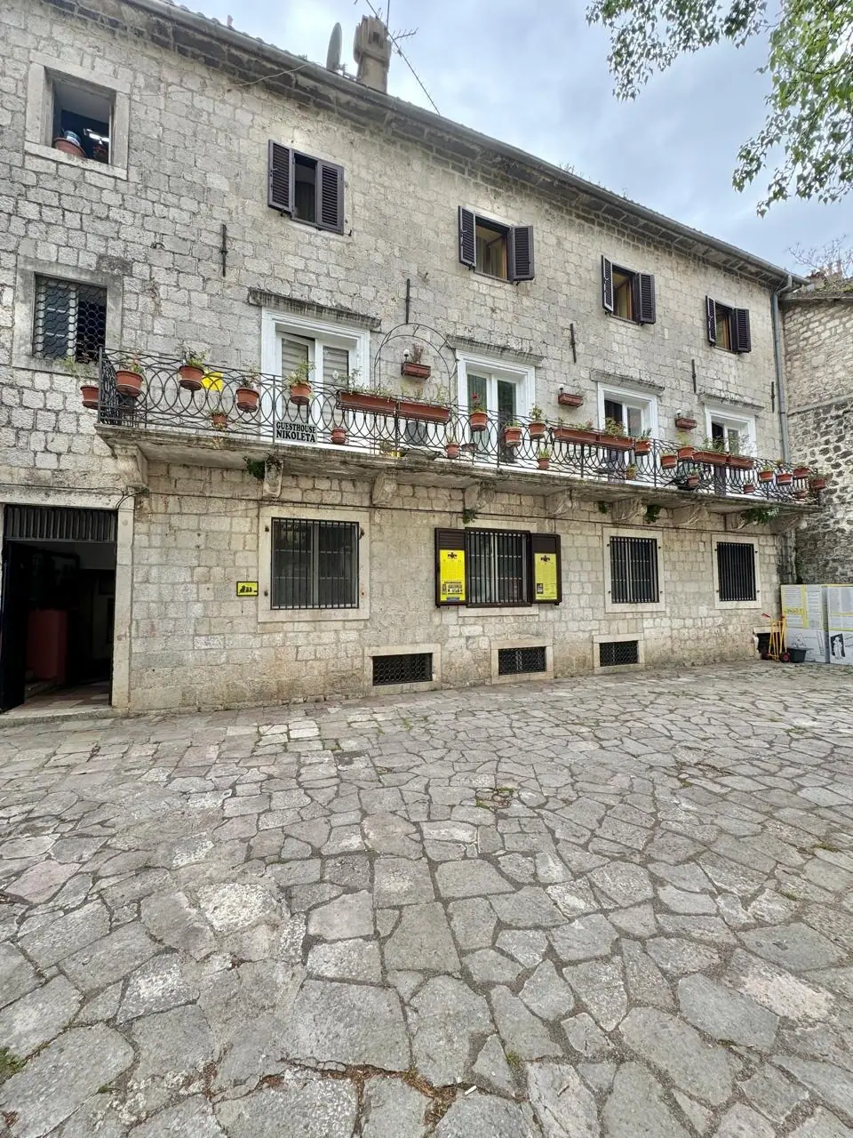 Dvosoban-stan-u-Starom-gradu-Kotor-16 Dvosoban stan 73 m² – Kotor — fotografija 17