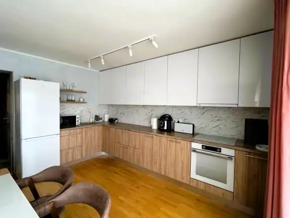 Dvosoban stan 83 m² – Tivat — fotografija 2