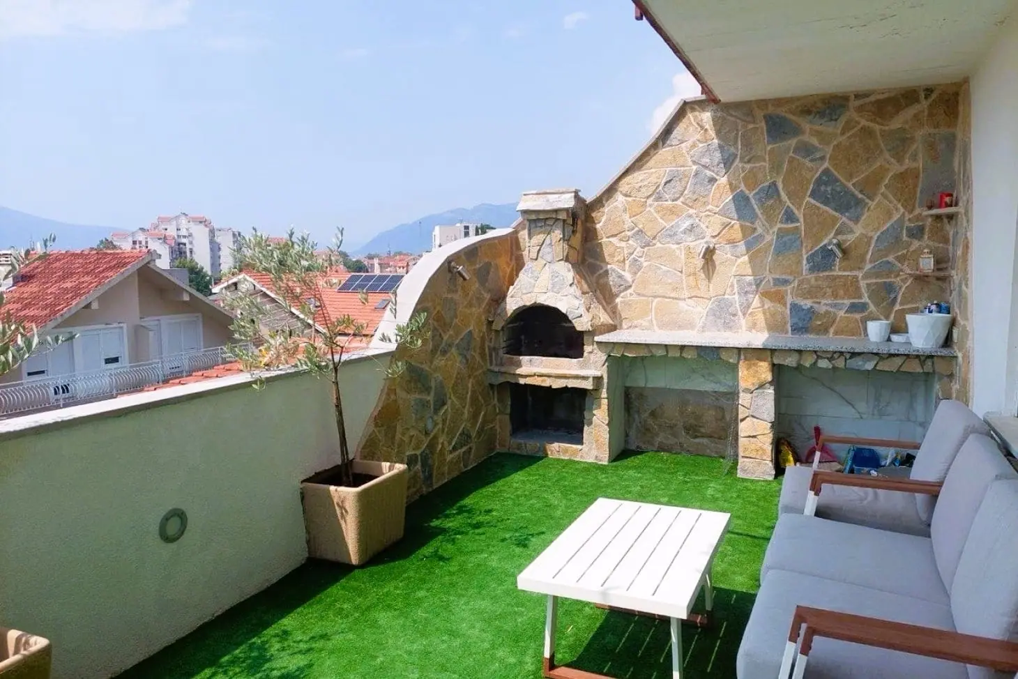 Dvosoban-stan-sa-terasom-u-Tivtu-9 Dvosoban stan 83 m² – Tivat — fotografija 10