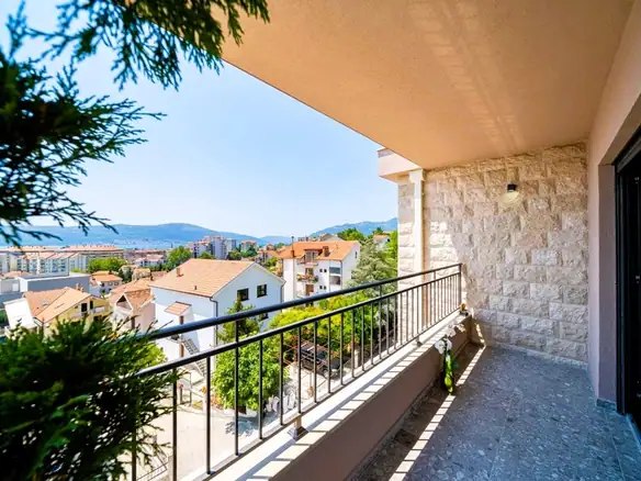 Dvosoban stan 68 m² – Mažina, Tivat — fotografija 3
