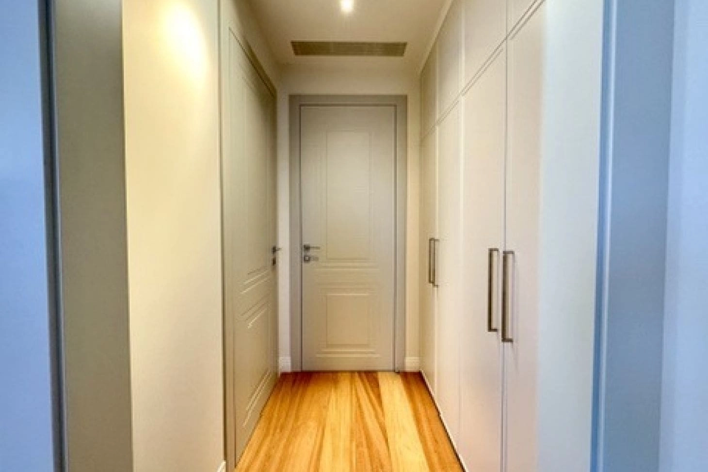 Penthaus-sa-terasom-u-Porto-Montenegru-Tivat-14 Trosoban stan 247 m² – Tivat — fotografija 15