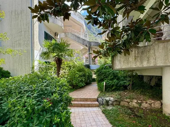 Trosoban stan 130 m² – Risan, Kotor — fotografija 8