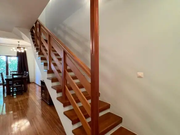Trosoban stan 130 m² – Risan, Kotor — fotografija 10