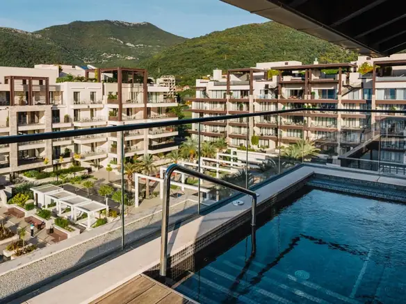 Dvosoban stan 266 m² – Tivat — fotografija 6
