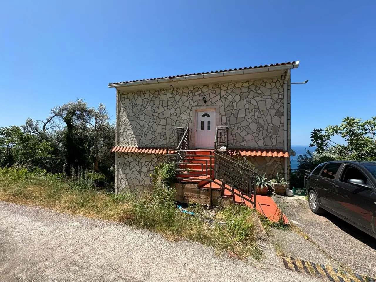 Vila-sa-bazenom-i-pogledom-na-more-u-Becicima-Budva-16 Kuća 286 m² – Bečići, Budva — fotografija 17
