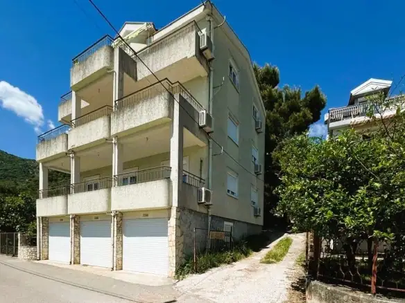 Kuća 337 m² – Lazi, Budva — fotografija 4