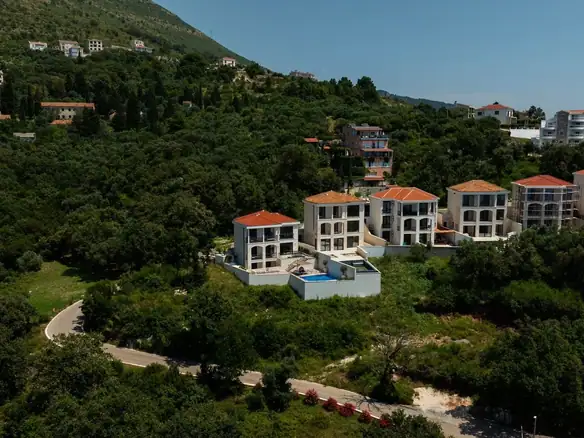 Kuća 455 m² – Skočiđevojka, Budva — fotografija 7