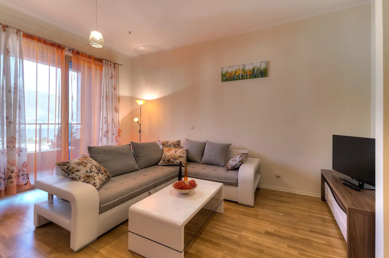 Dvosoban-stan-u-kompleksu-Harmonia-Budva-1 Dvosoban stan 83 m² – Budva — fotografija 2
