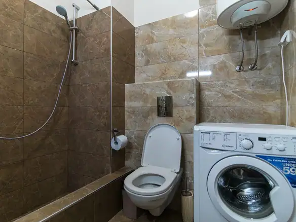 Trosoban stan 189 m² – Budva — fotografija 18
