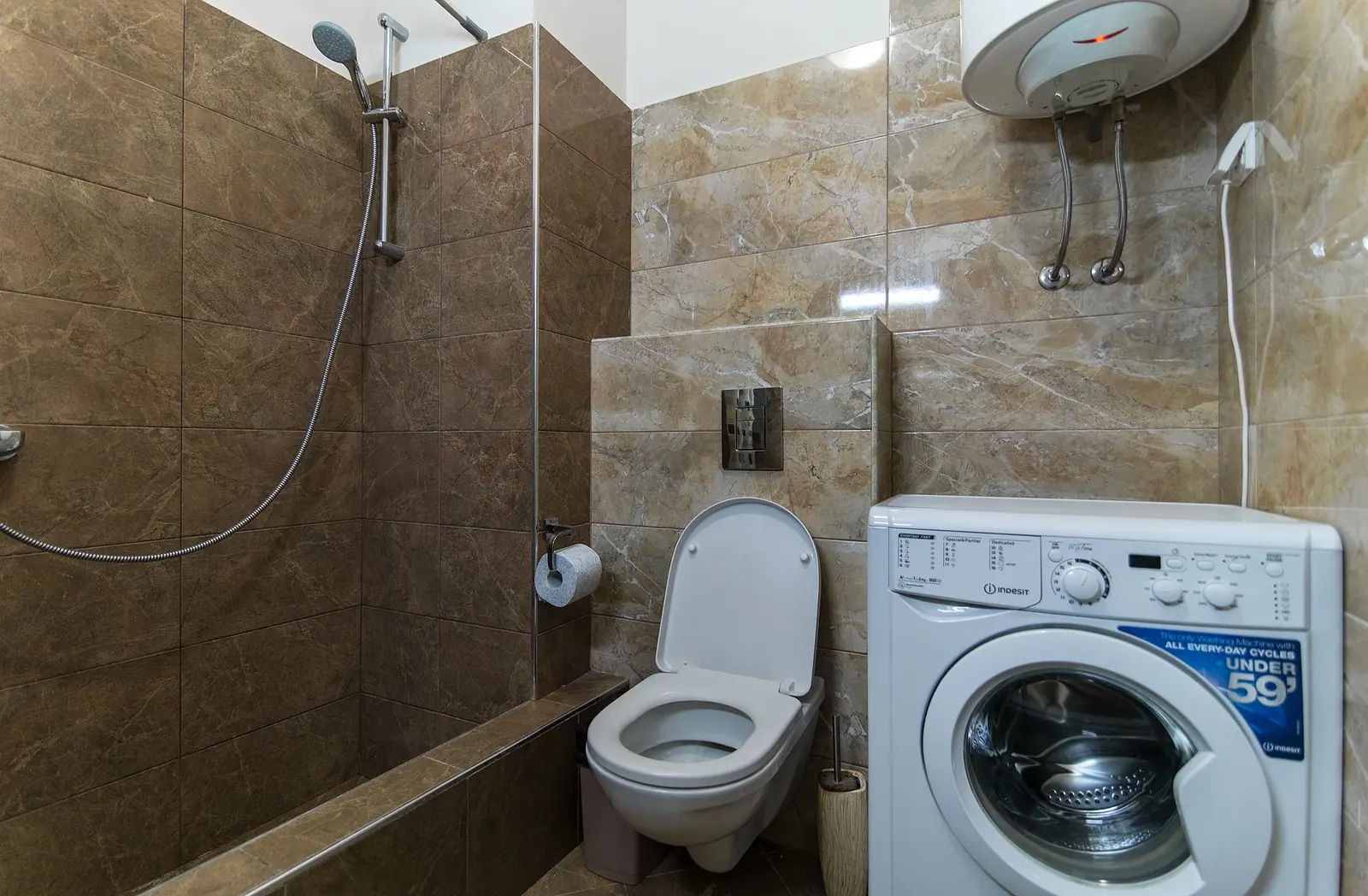 Trosoban stan 189 m² – Budva — fotografija 18