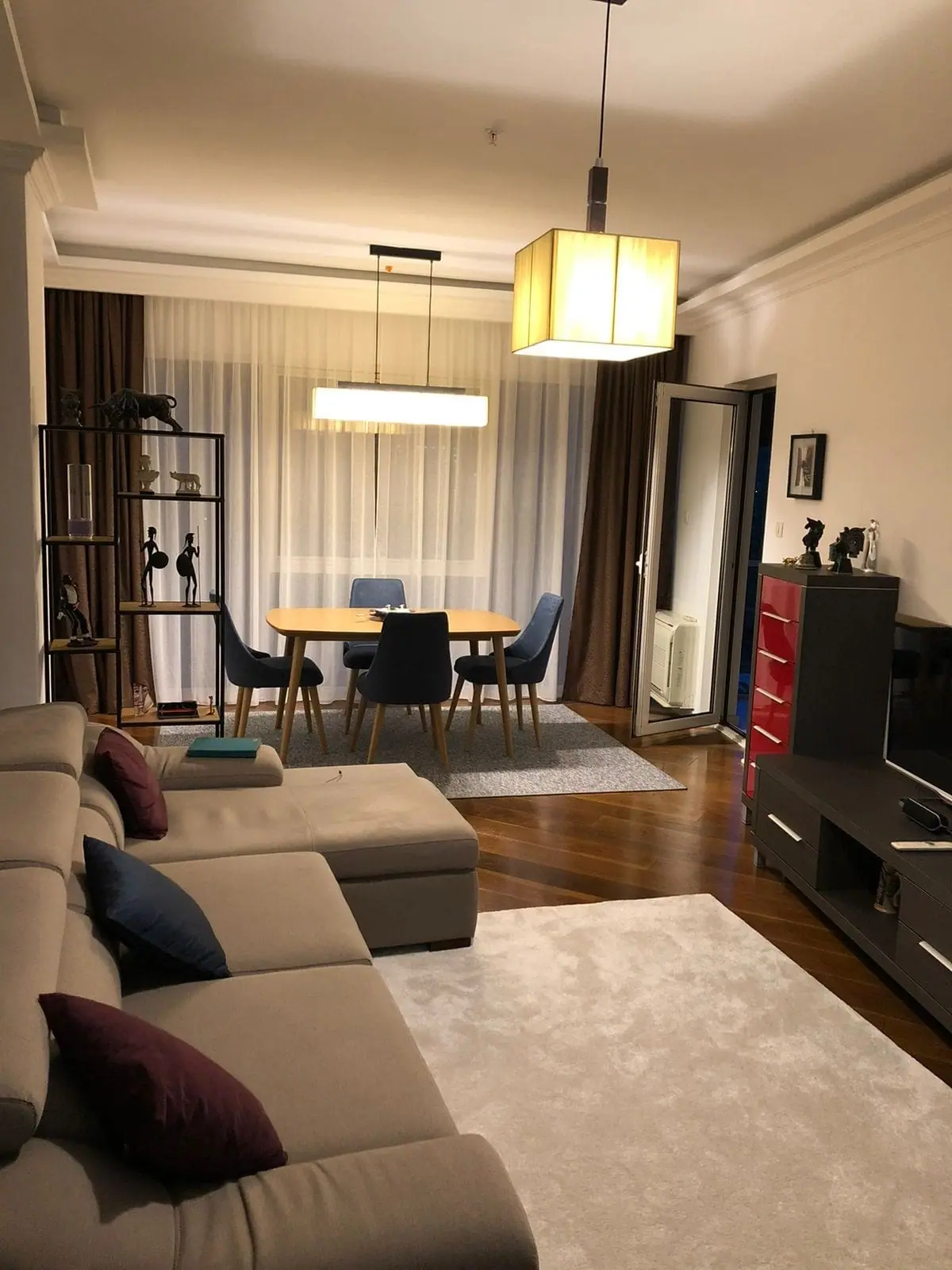 Jednosoban-stan-sa-terasom-i-pogledom-na-more-Tre-Canne-Budva-9 Jednosoban stan 63 m² – Budva — fotografija 10